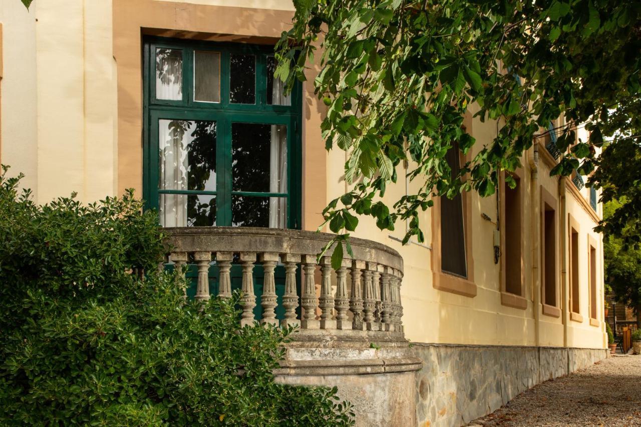 Hotel Rural Y Apartamentos Villa Engracia L'Espluga de Francoli Exterior photo